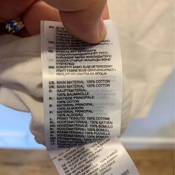 *adidas woman’s 3 stripes t-shirt. Size small. New condition. Old school … - Picture 7 of 9